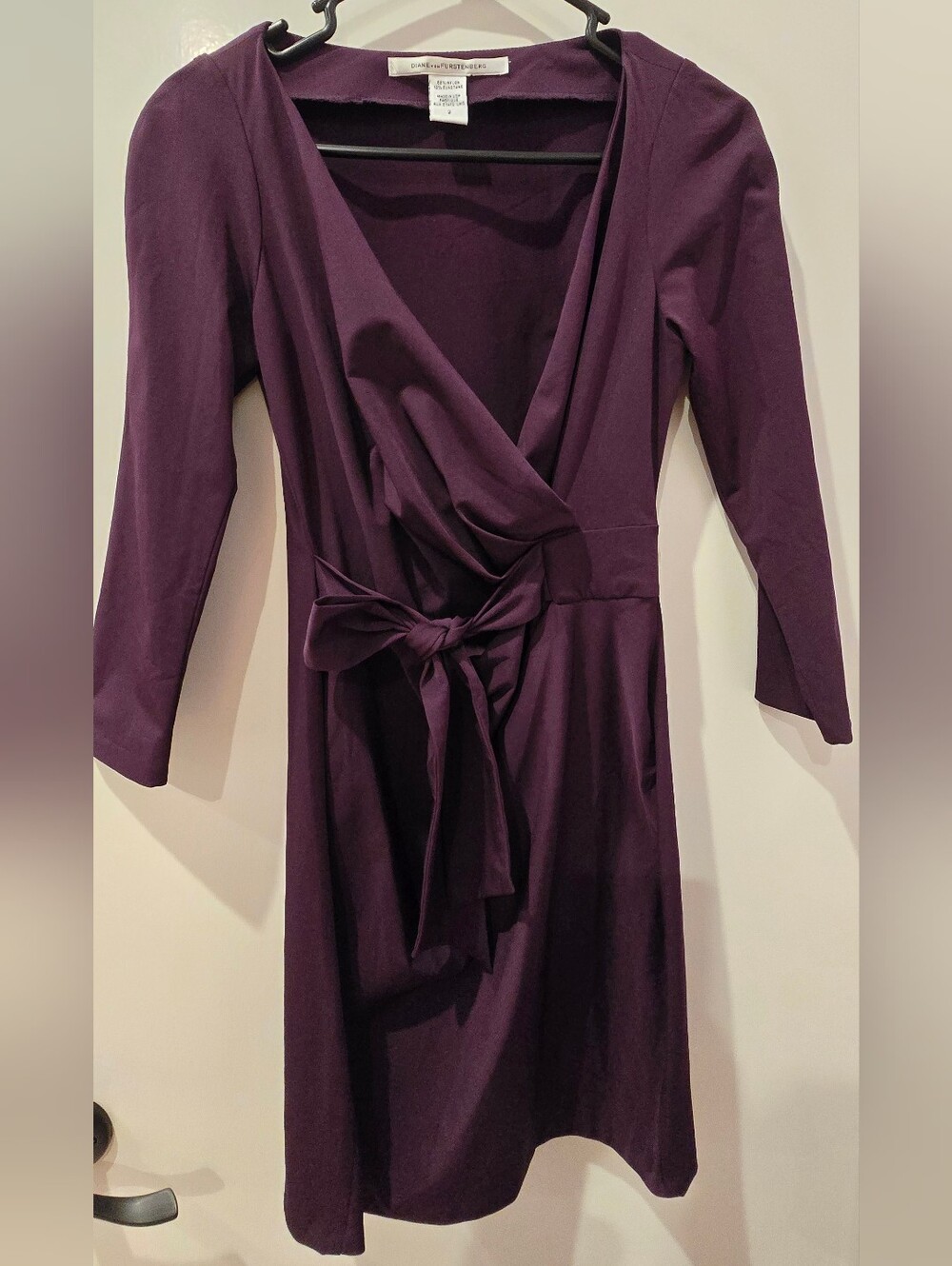 Diane Von Furstenberg Dress - Size 2 - Plum - Wrap-visual Effect
